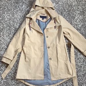 Tommy Hilfiger trench coat size M - worn once
